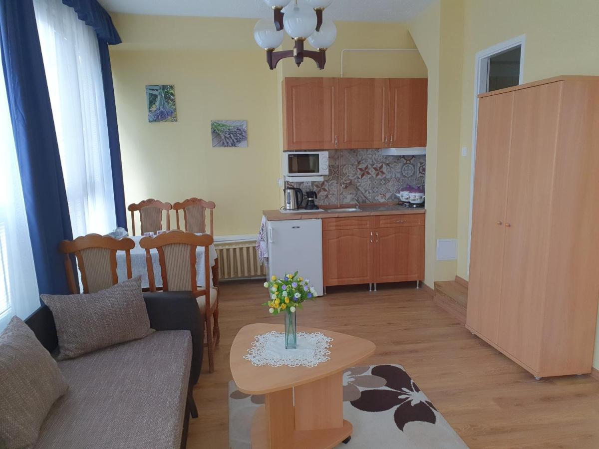Panorama Vendeghaz Hotel Miskolc Buitenkant foto