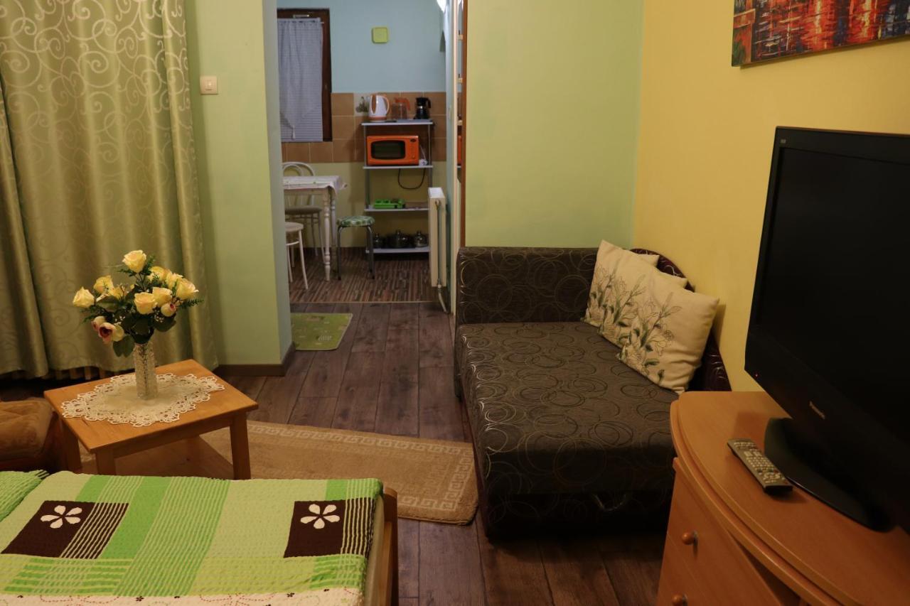 Panorama Vendeghaz Hotel Miskolc Buitenkant foto
